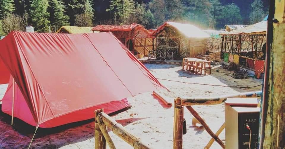 Stayhigh Camps & Cottages Kasol Kültér fotó