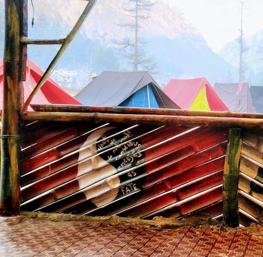Stayhigh Camps & Cottages Kasol Kültér fotó