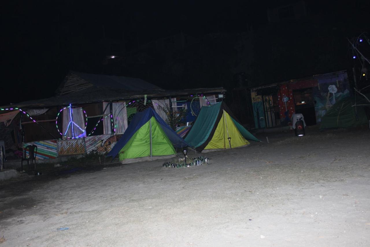 Stayhigh Camps & Cottages Kasol Kültér fotó