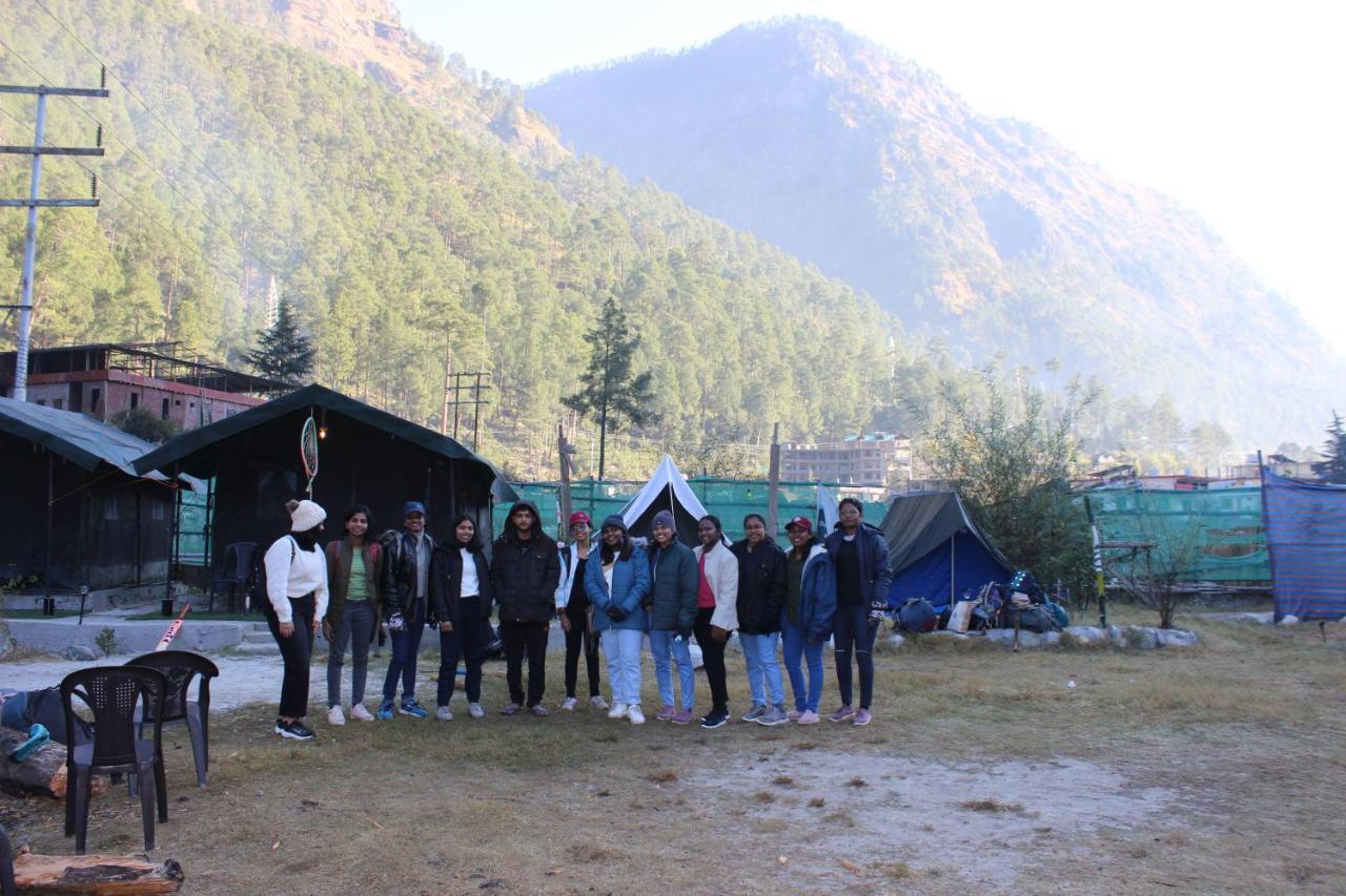 Stayhigh Camps & Cottages Kasol Kültér fotó